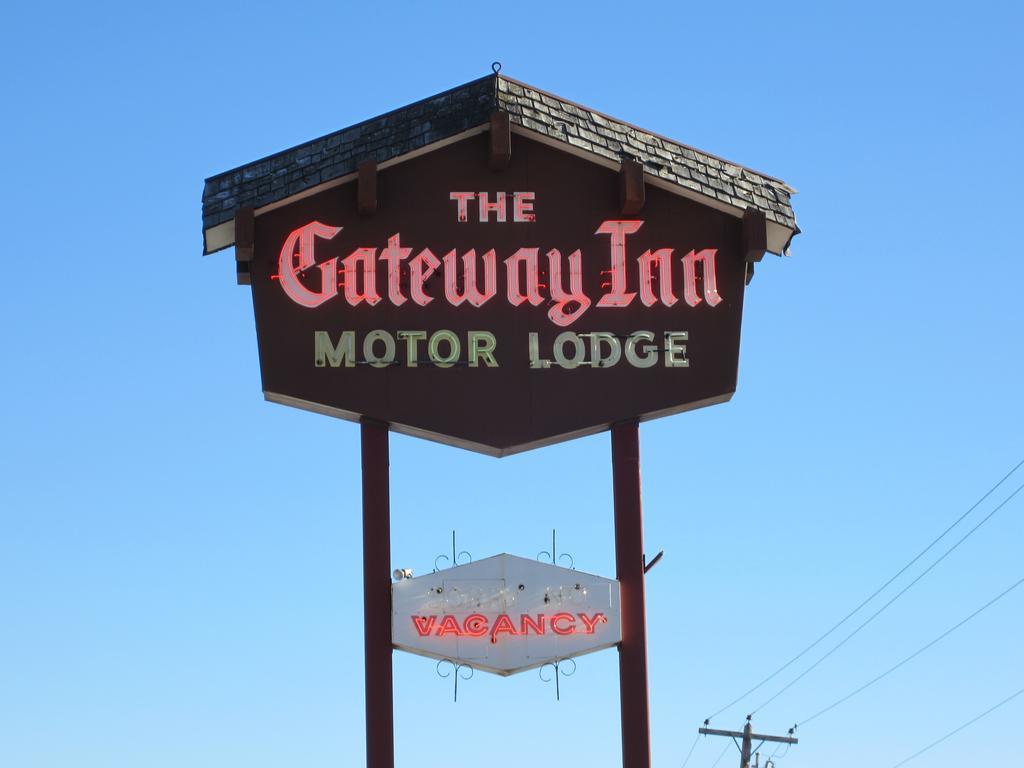 The Gateway Inn Canmore Exterior foto